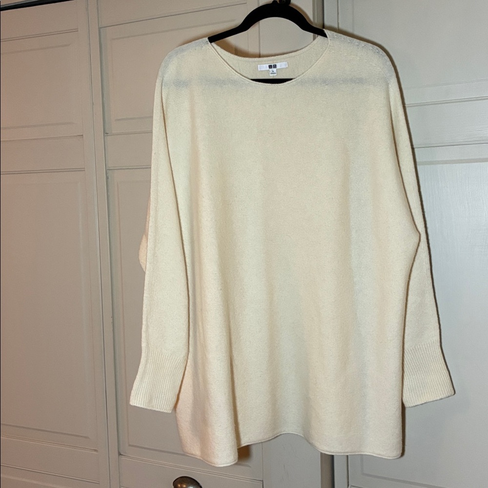 Uniqlo Cozy Cream Wool blend Women's Tunic Sweater XL Like NEW